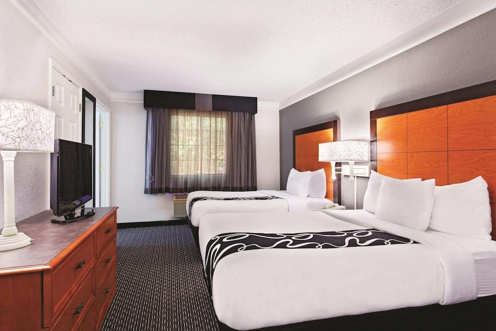 La Quinta Inn By Wyndham Champaign Exteriér fotografie