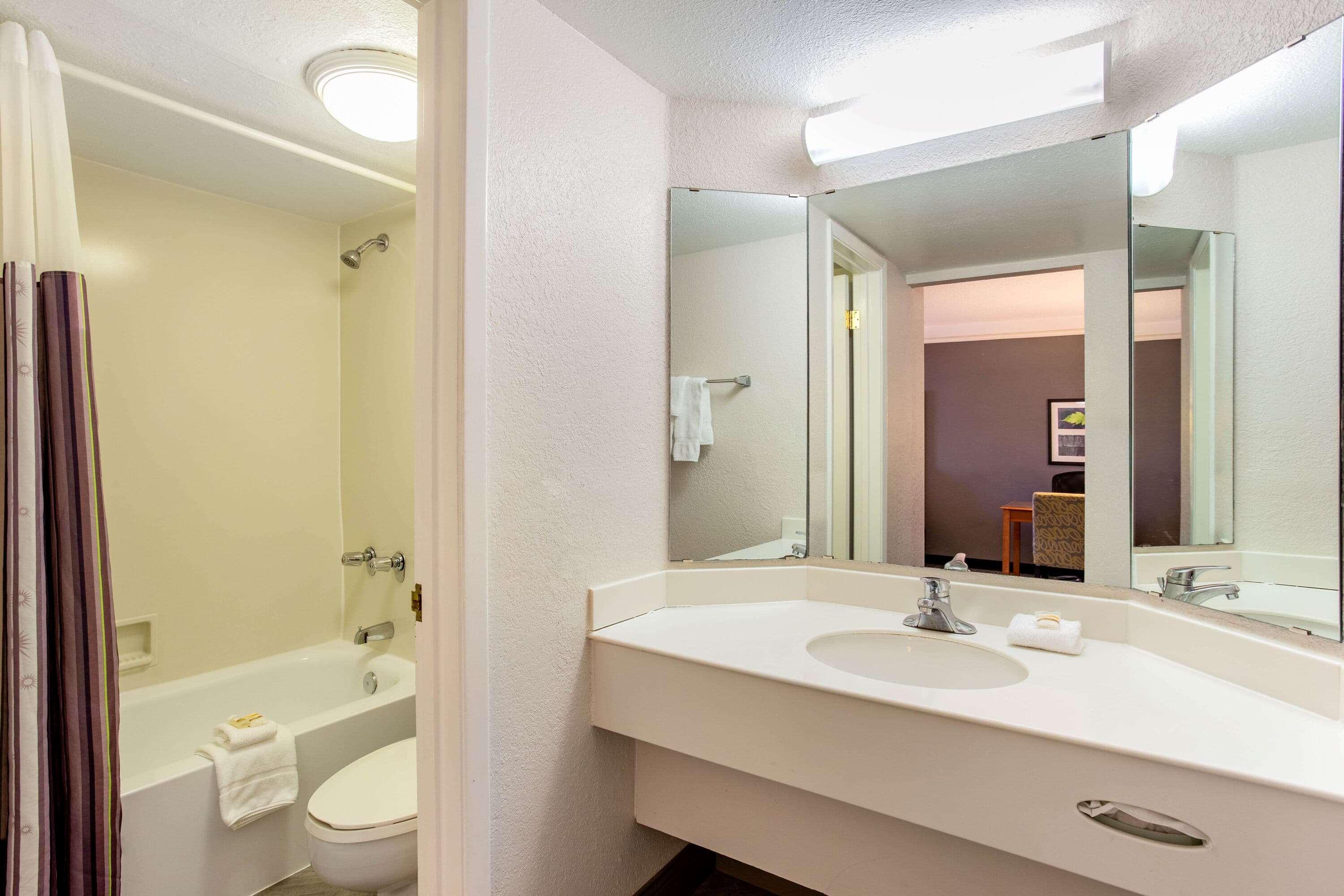 La Quinta Inn By Wyndham Champaign Exteriér fotografie